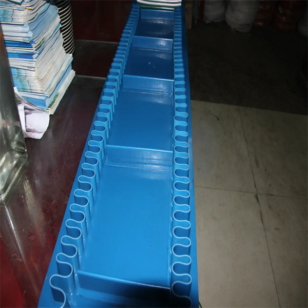 Blue PVC side wall conveyor belt